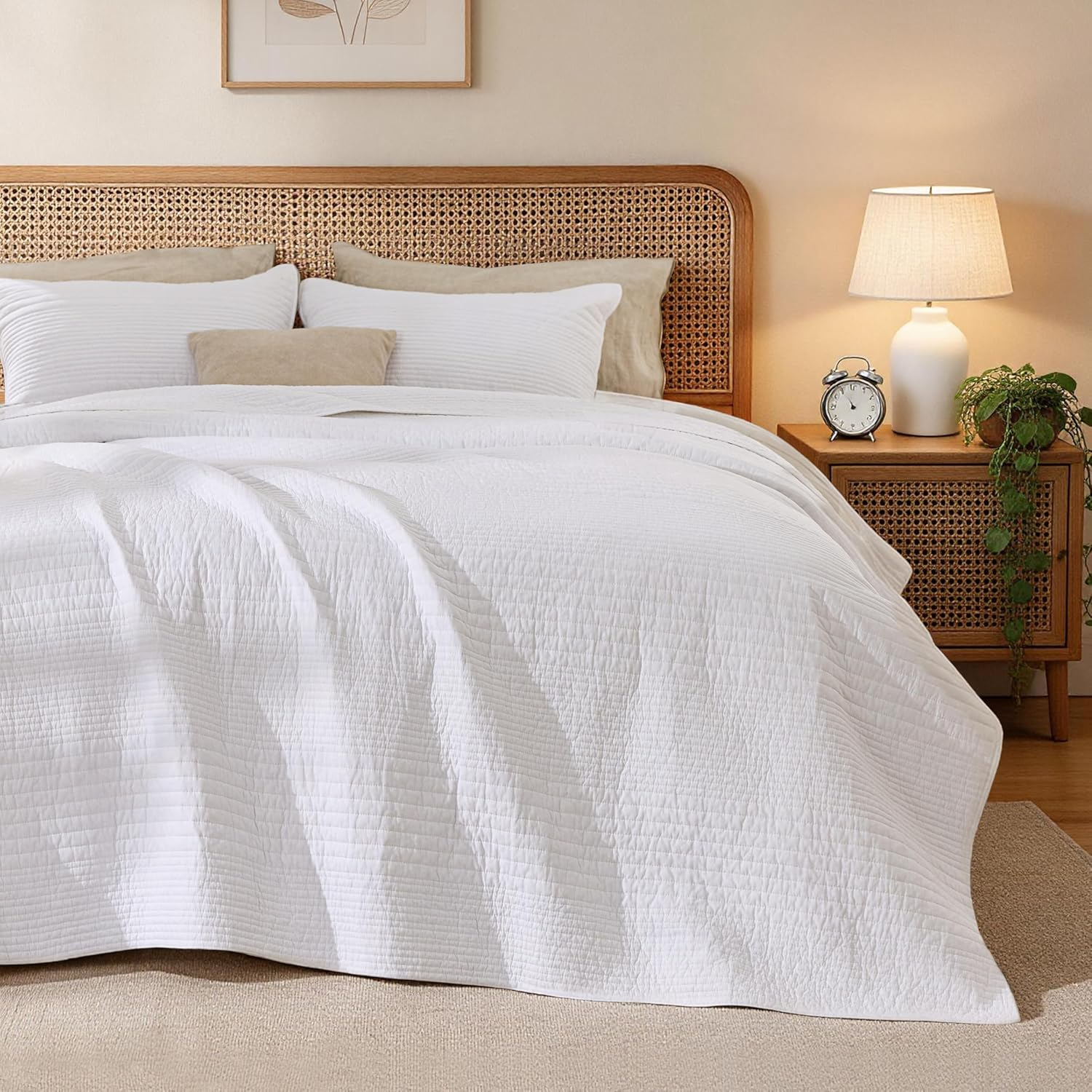 Queen Size Cotton Quilt Set, 100% Cotton Fabric Striped Textured Coverlet with Crinkled Look, Lightweight Quilted Bedspread for All Season, Includes 2 Pillow Shams, White