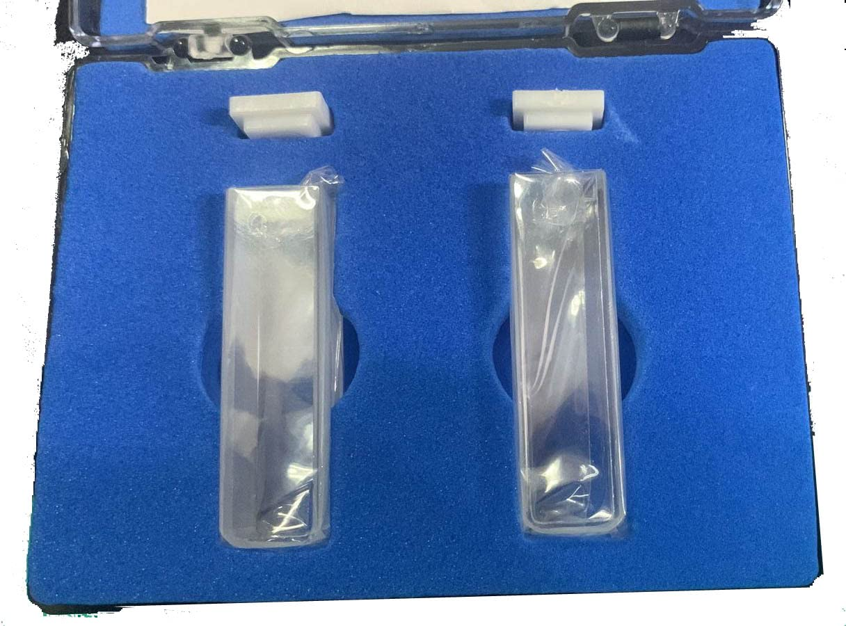 UV Quartz Cuvettes for Spectrophotometer Standard Quartz Cells (Set of 2 Pcs) (Optical Windows: 2; Spectral Range: 190-2500 Nm; Pathlength: 10 Mm; Volume: 3.5 Ml; a Non-Sealing PTFE Cover)