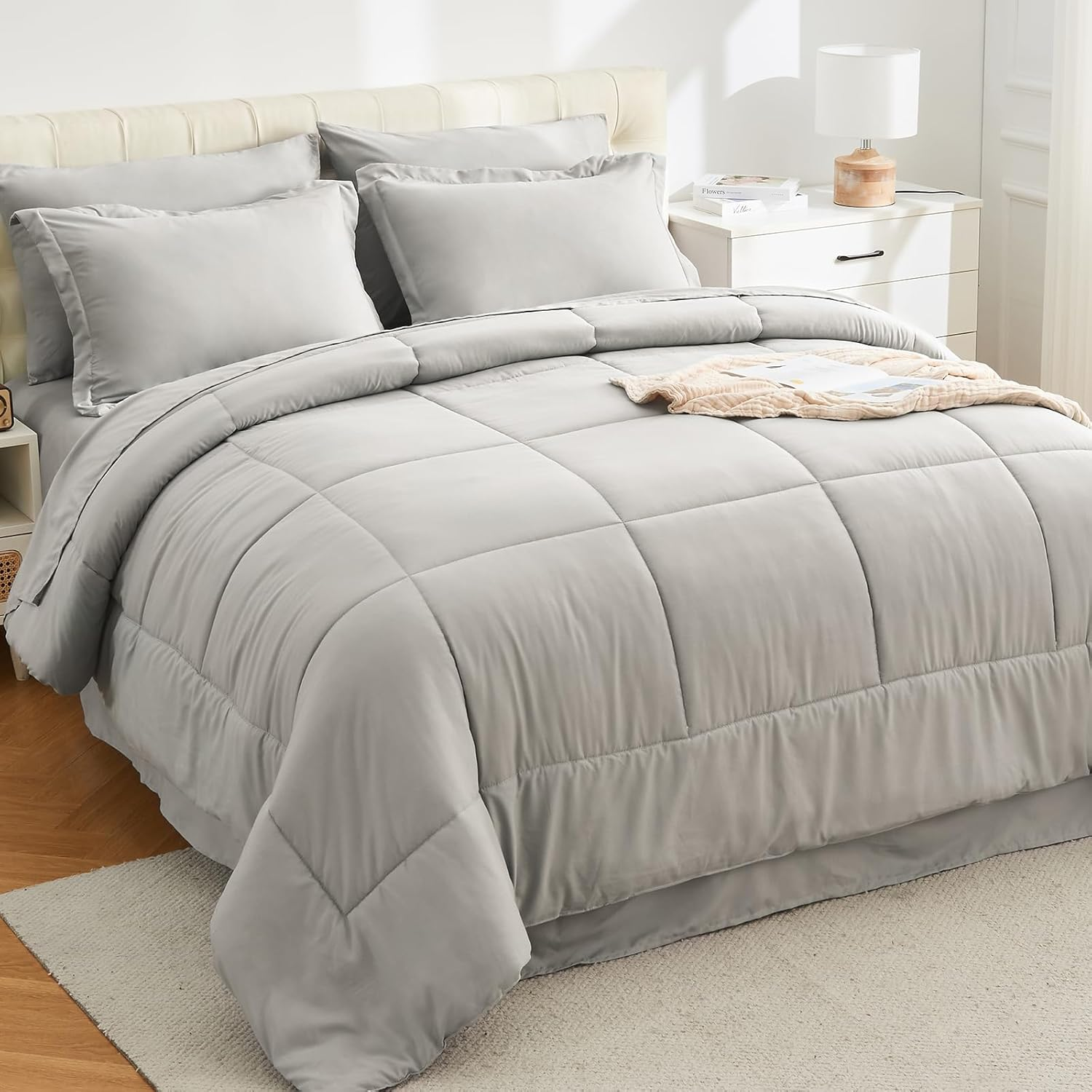 Queen Comforter Set - 7 Piece, Ultra Soft Grey Bedding Sets, Bed in a Bag Queen, All Season Brushed Bed Set with 1 Comforter, 1 Flat Sheet, 1 Fitted Sheet, 2 Pillowcases and 2 Pillow Shams