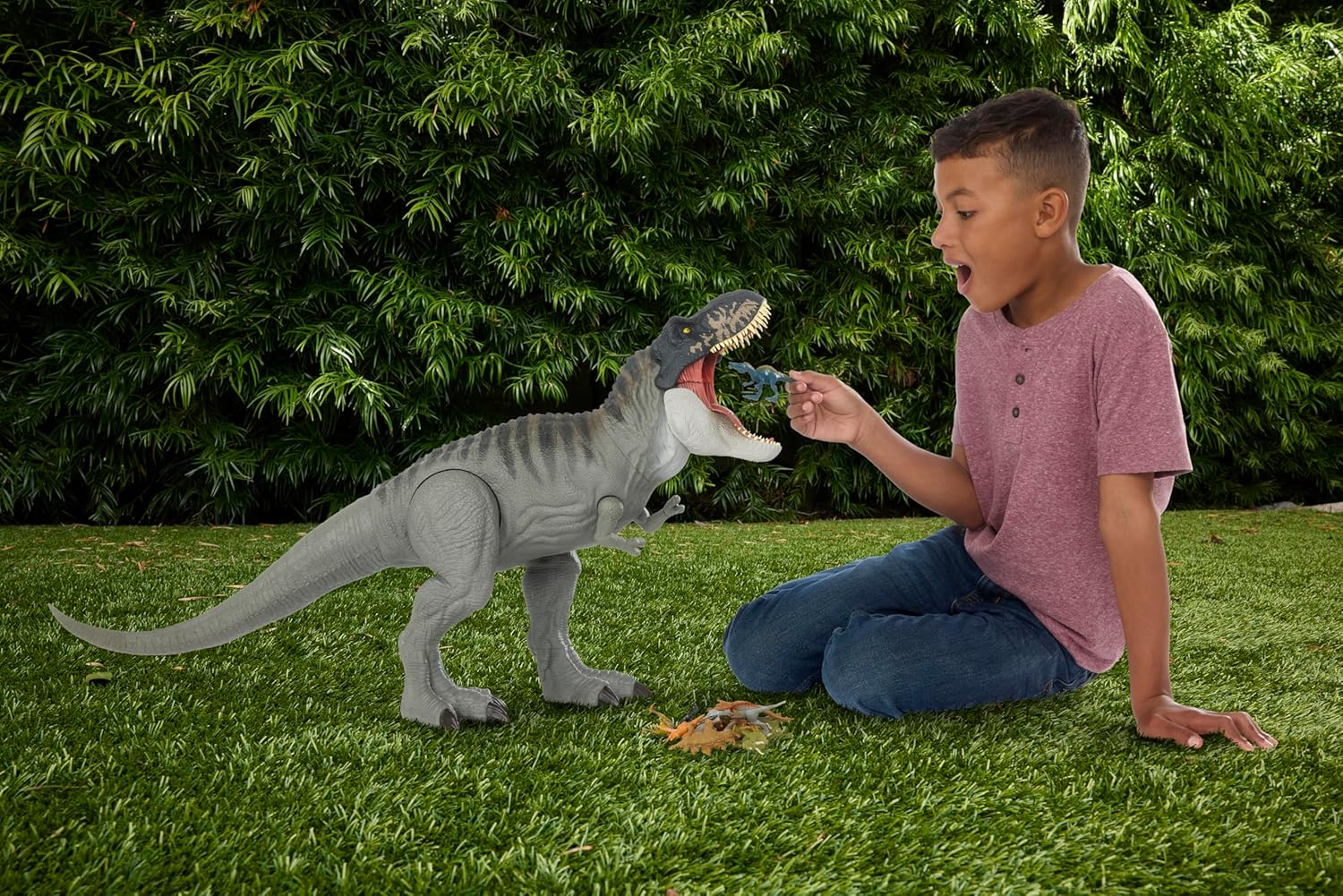 Mattel Jurassic World Rebirth Super Colossal Tyrannosaurus Rex Action Figure,... - Picture 3 of 13