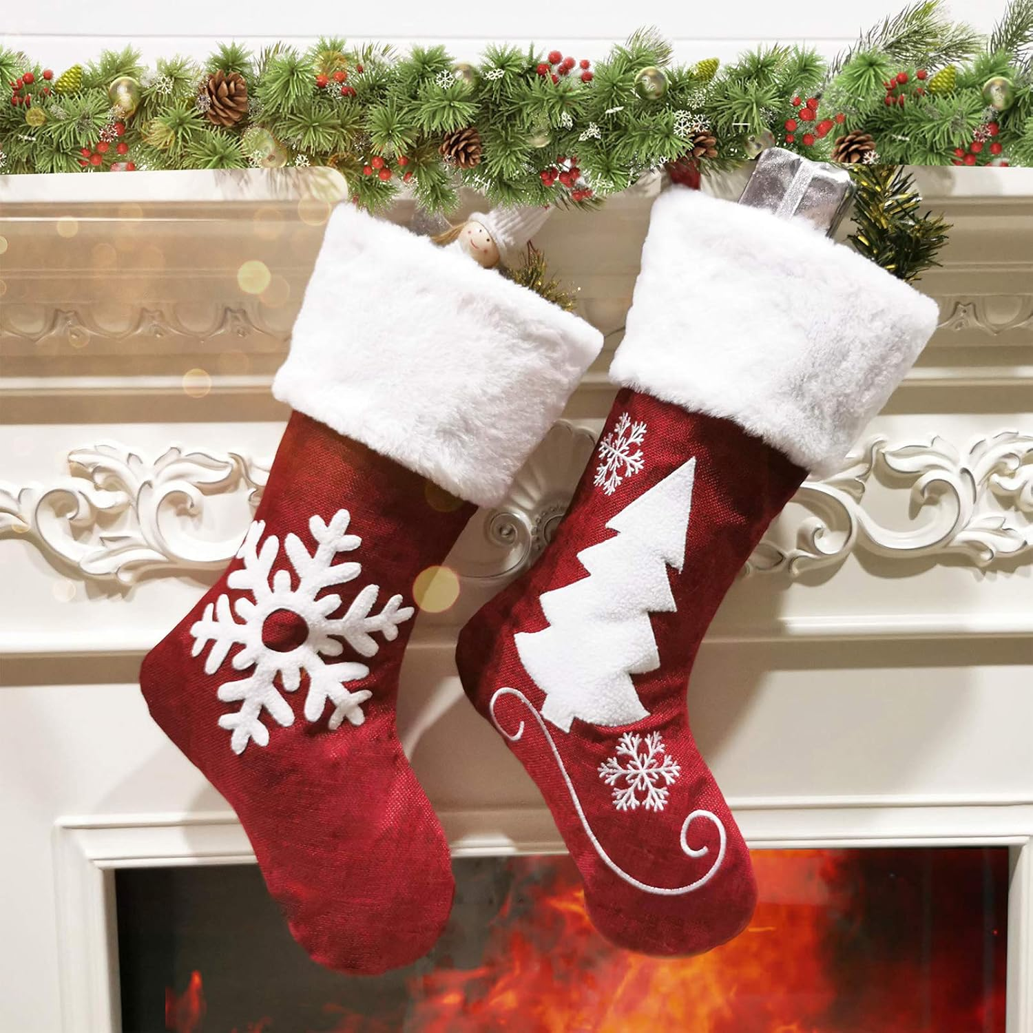 Christmas Stockings, 2 Pcs 18 Inches Christmas Stockings, Burlap with Large Plush Cuff Stockings, for Family Holiday Xmas Party Decorations