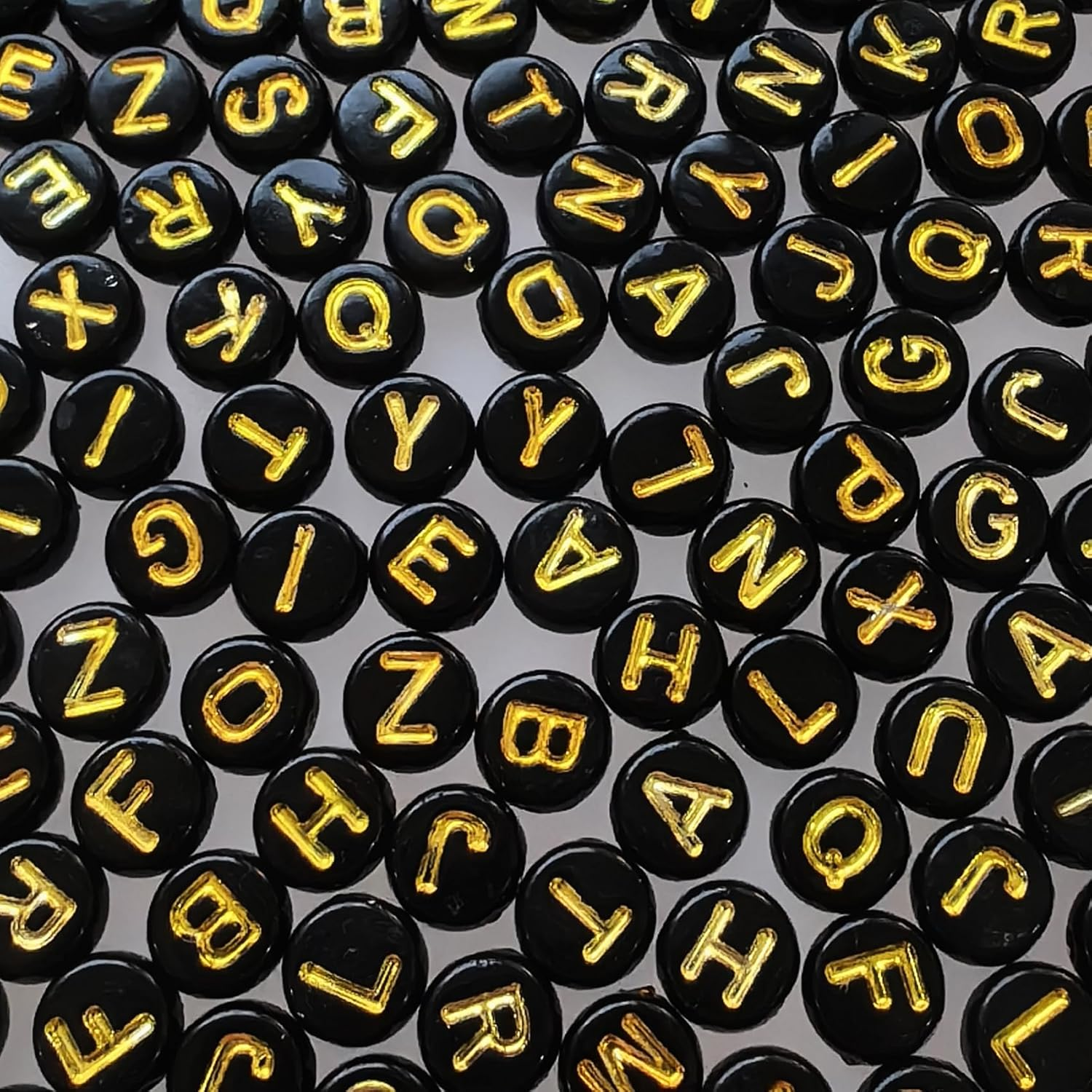 1000pcs Gold Letter Beads 7×4mm Black Round Acrylic with Alphabet for Jewelry Making Bracelets Necklaces Key Chains