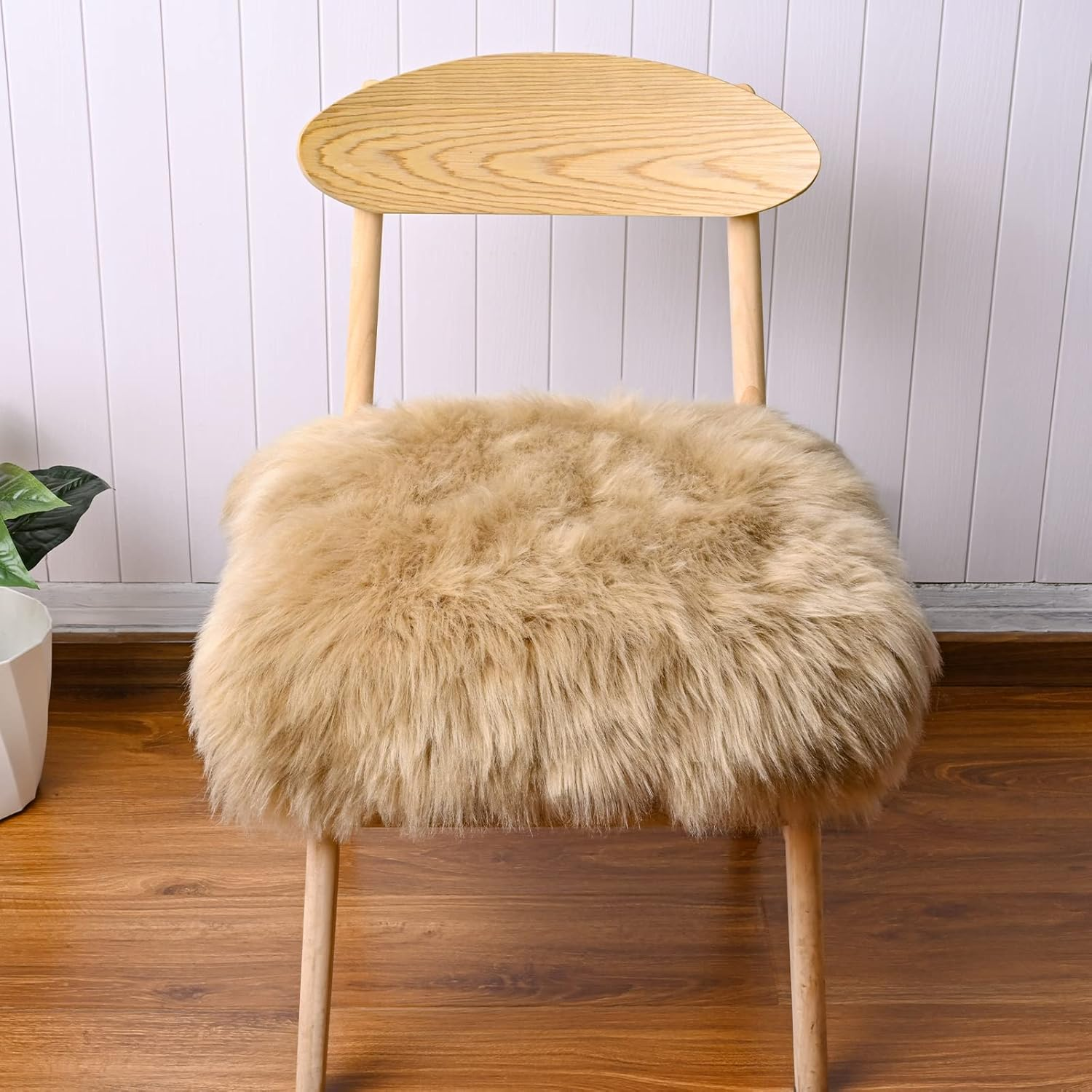 Camel Faux Fur Sheepskin Chair Cover 2 PCs Seat Cushion Pad Super Soft Area Rugs for Living Bedroom Sofa Dorm (1.6ft x 1.6ft)