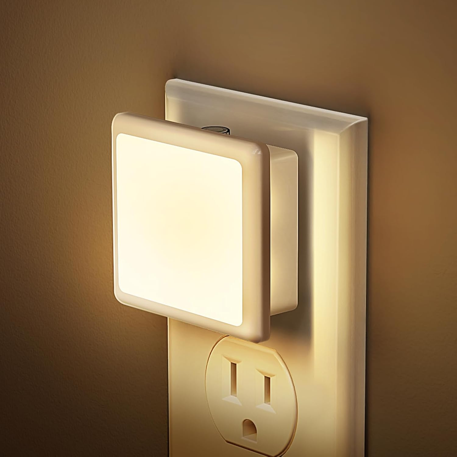 Night Lights Plug into Wall 2 Pack, Plug in Night Light with Dusk-To-Dawn Light Sensor, 3000K Soft White 0.3W, LED Nightlight for Bathroom, Adult, Hallway