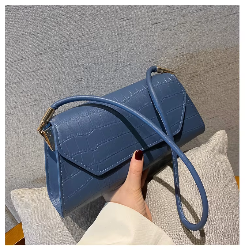 Wholesale Famous Luxury Shoulder Underarm Bag Fashion Cloud Purse Ladies Fashion Clutch Handbag