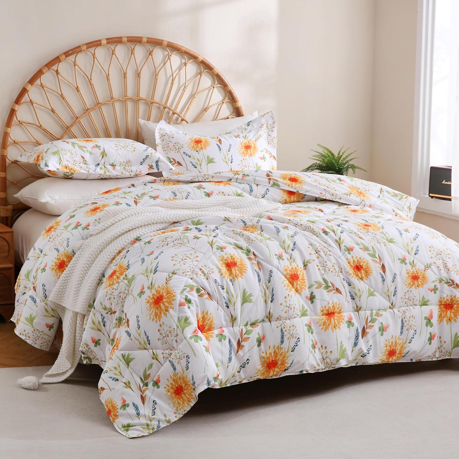 3 Piece Yellow Floral Print Comforter Set King Size, Botanical Microfiber down Alternative Comforter with Pillow Shams All Season Lightweight Machine Washable