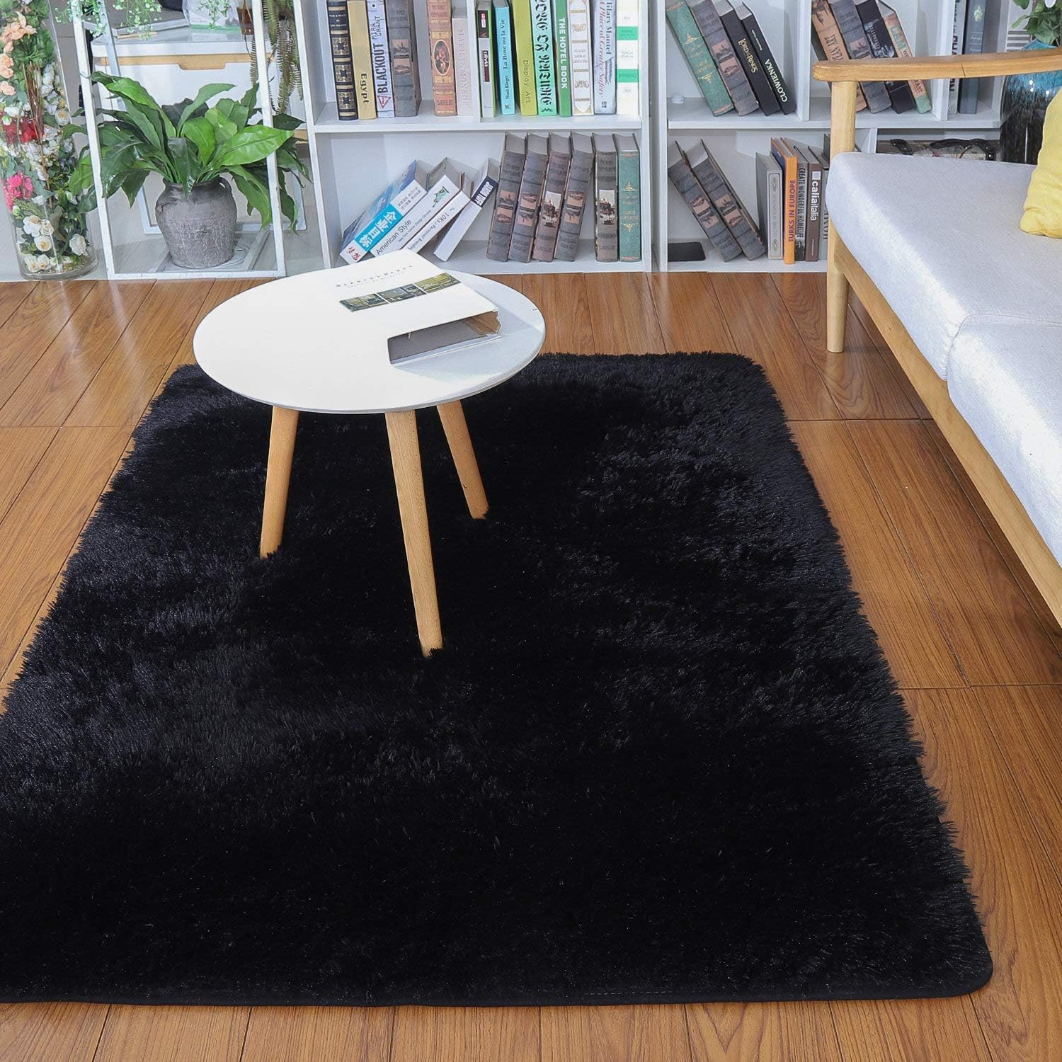 Merelax Soft Modern Indoor Shaggy Area Rug for Bedroom Livingroom Dorm Kids Room Home Decorative, Non-Slip Plush Fluffy Furry Fur Rugs Comfy Nursery Accent Floor Carpet 2X3 Feet, Black