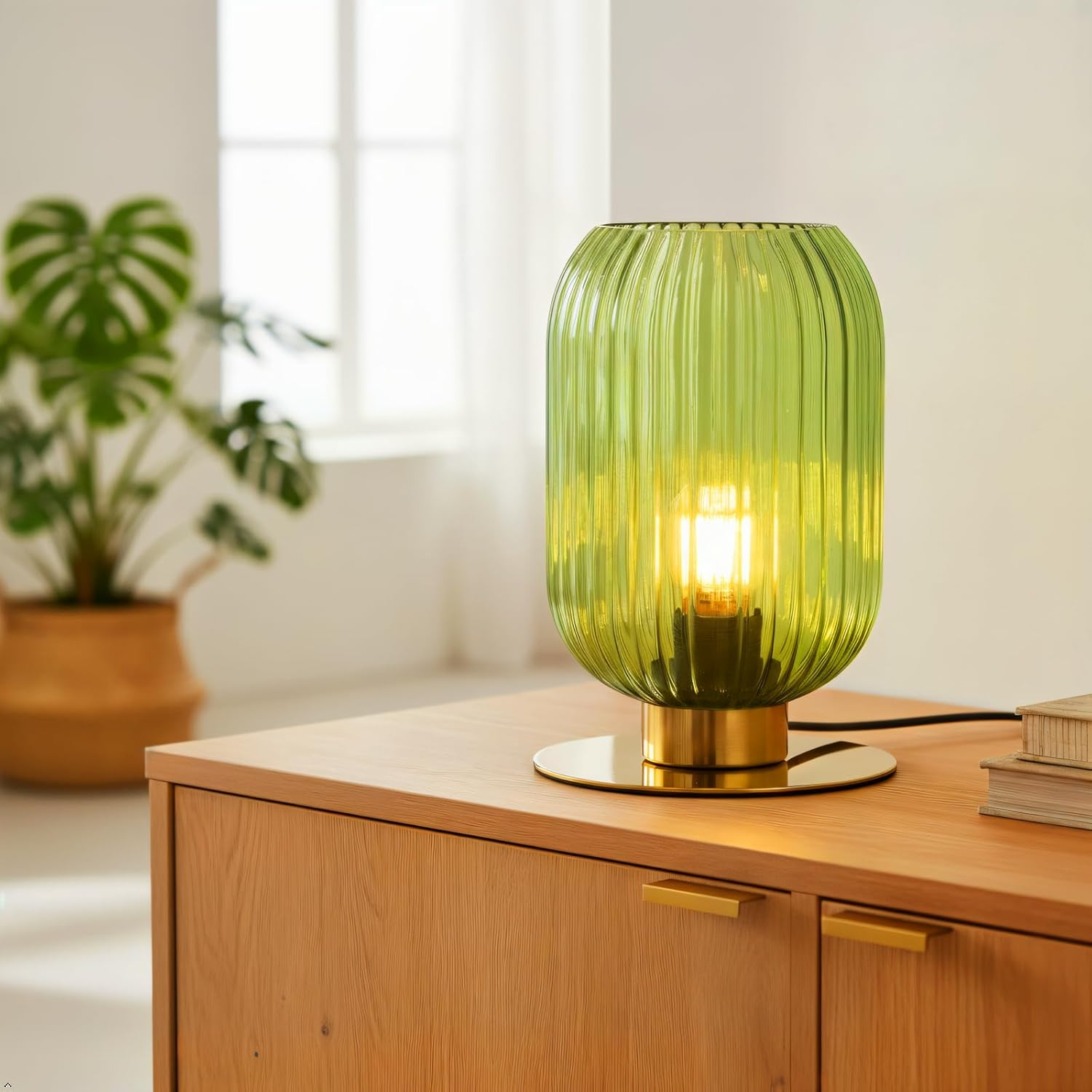 Green Glass Table Lamp, Mid Century Modern Table Lamp Vintage Gold Bedside Lamp with Brass Metal Base, Decorative Desk Lamp Small Boho Lamps for Bedroom Nightstand Living Room Office
