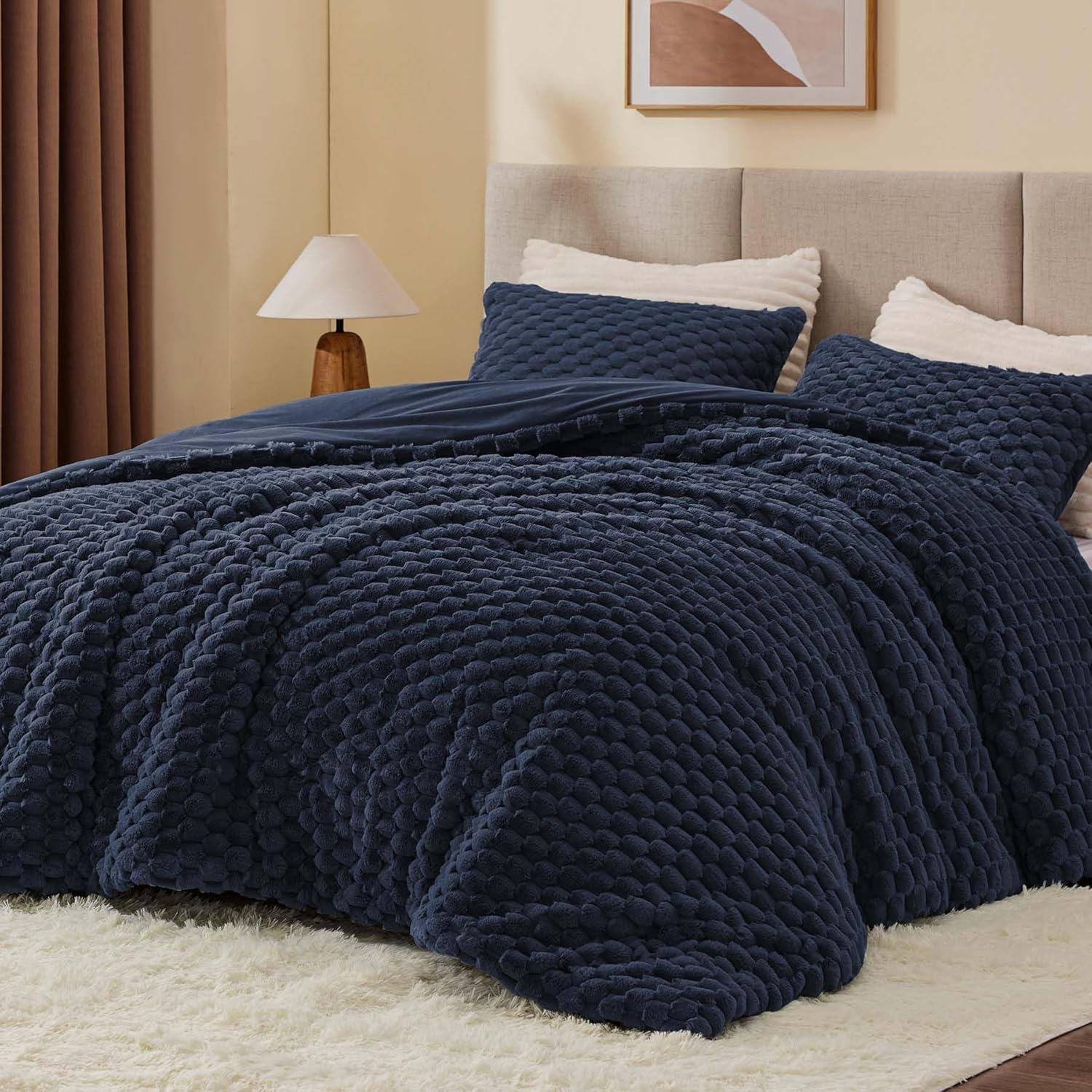 BEDELITE Fluffy King Size Comforter Set - Navy Blue Fleece Soft Comforter for King Size Bed, Luxury Warm Bedding Set for Winter, Fuzzy Bed Set 3 Pieces (1 Comforter, 2 Pillowcases)