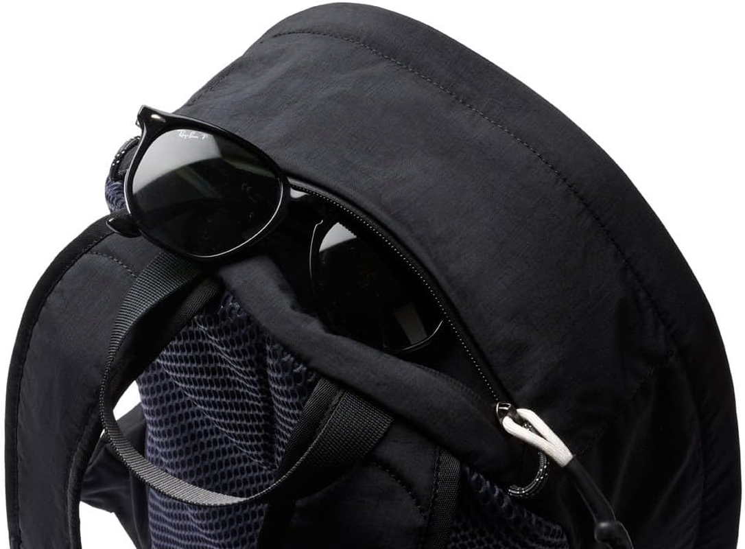 Bellroy Lite Daypack (lightweight performance backpack) - Picture 6 of 14