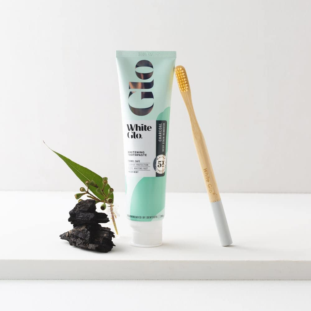 White Glo Charcoal Deep Stain Remover Whitening Toothpaste (205g) - Picture 4 of 13