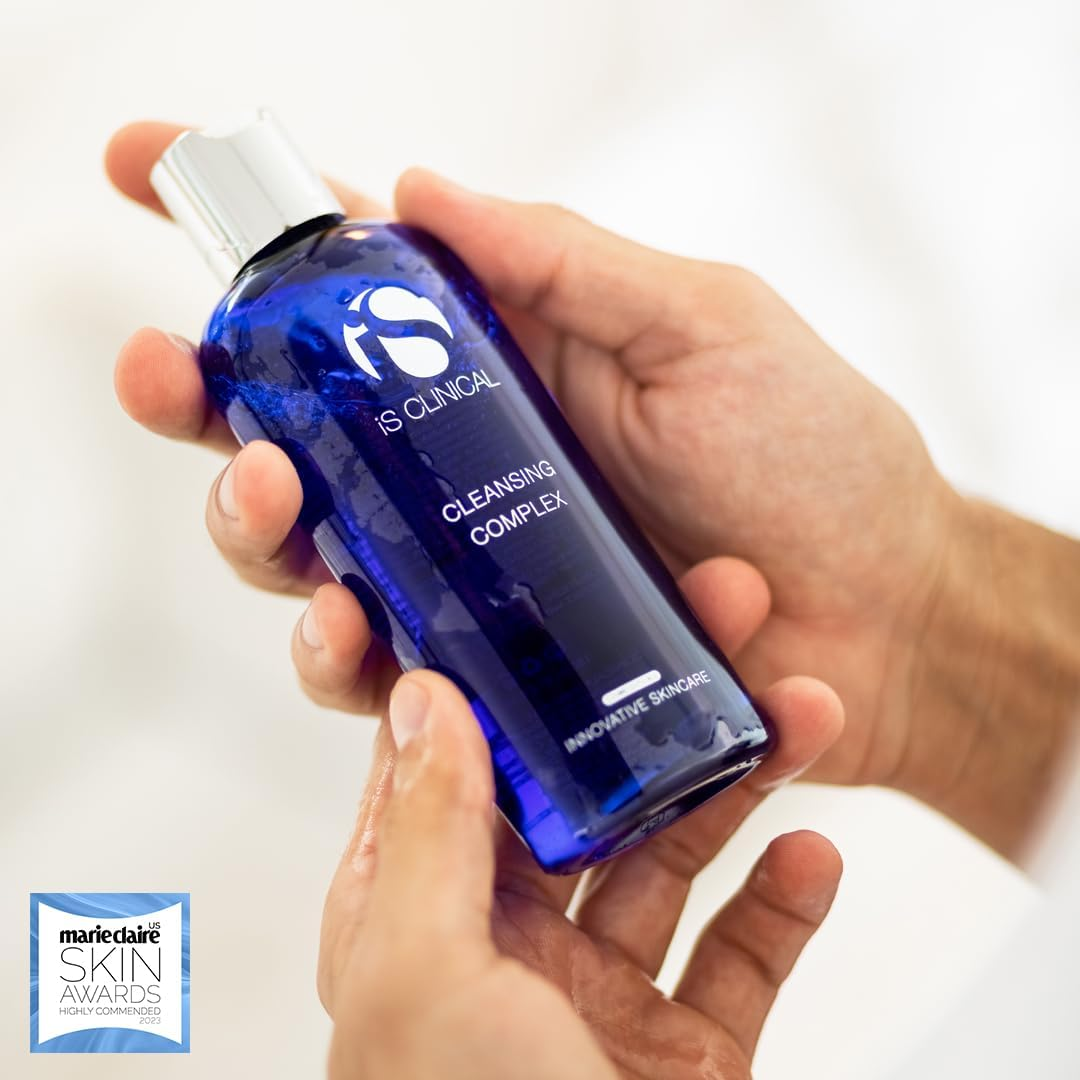 iS CLINICAL Cleansing Complex - Picture 6 of 10