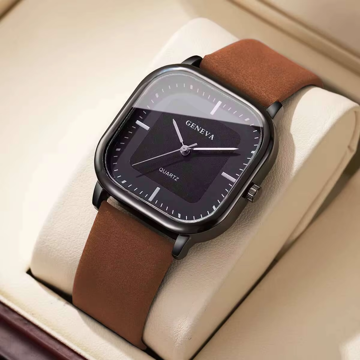 Fashion Square Minimalist  Quartz Watch Casual Leather Strap Wristwatch  （Without Box）
