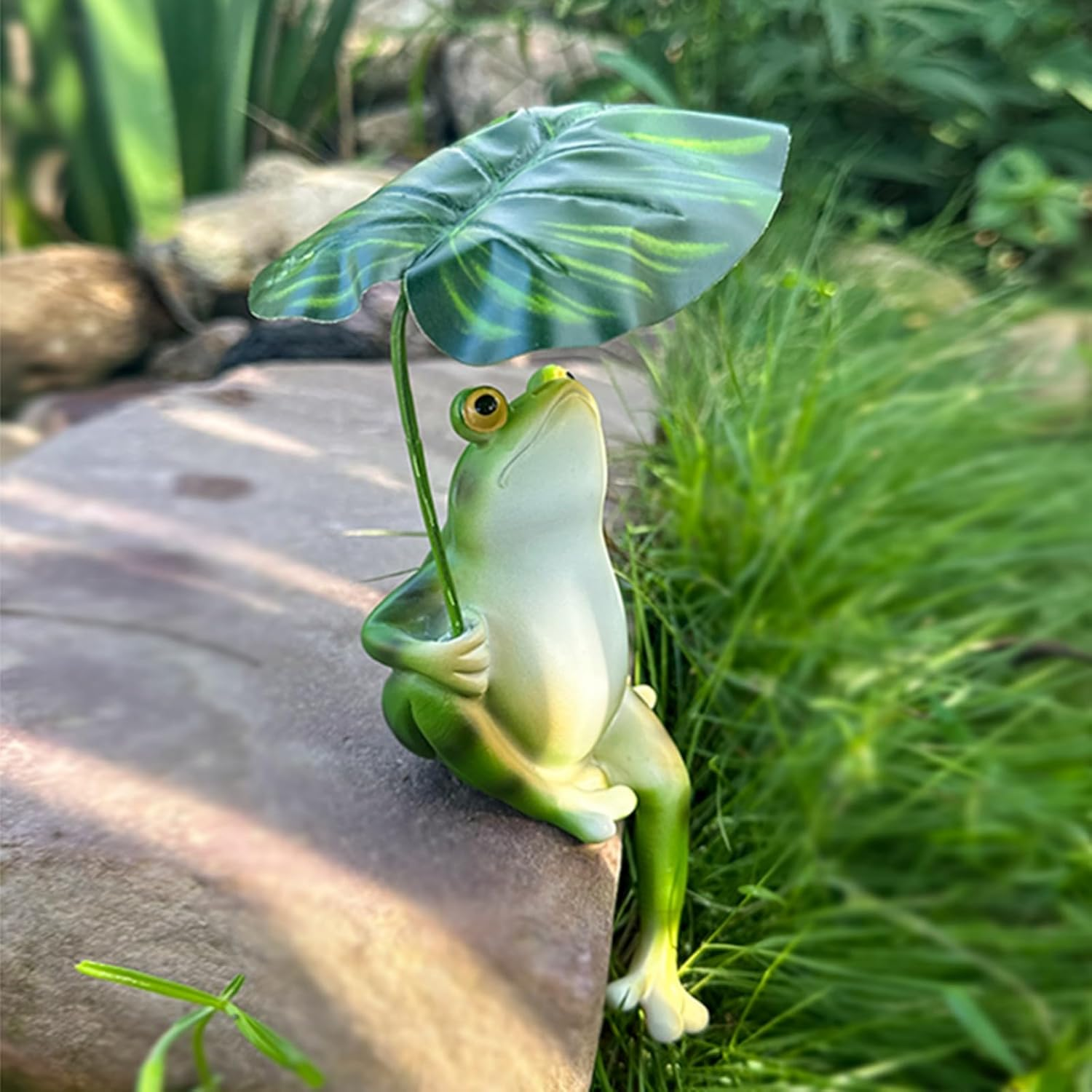 Frog Statue for Garden, Green Frog Figurine for Outdoor Decor Yard and Garden Decoration Resin Sculpture - Umbrella