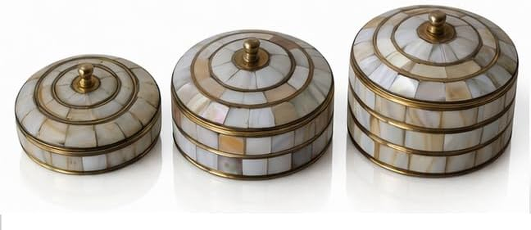 Decorative Jewelry Trinket Box Unique Gift for Home Decor Antique Metal Case with Mother of Pearl Sindoor Box/Coin Box White Pearl Set round Brass Handmade