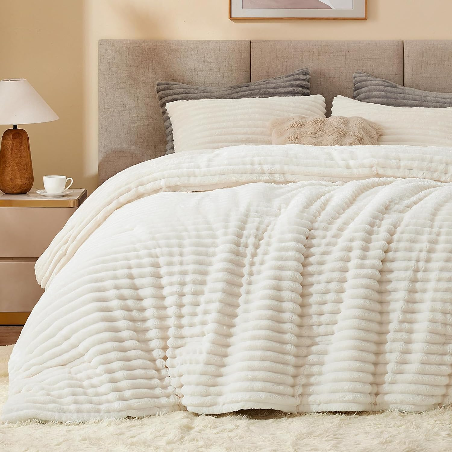 Fleece King Comforter Set -Super Soft & Warm Fluffy Cream White Bedding, Luxury Fuzzy Heavy Bed Set for Winter with 2 Pillow Cases