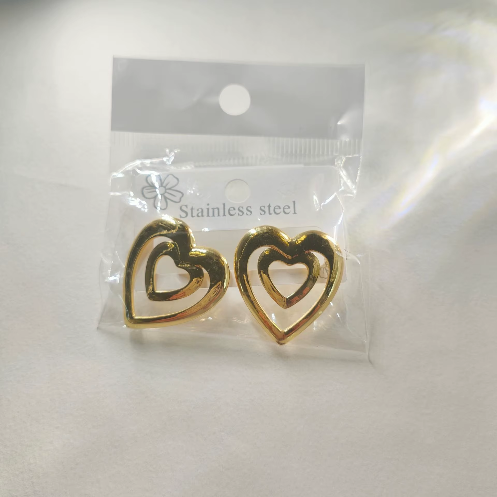 MW Stainless Steel Simple and Fashionable Gold-Plated Explosive Elegant Luxurious Non Fading Wholesale Earrings Flower Geometric