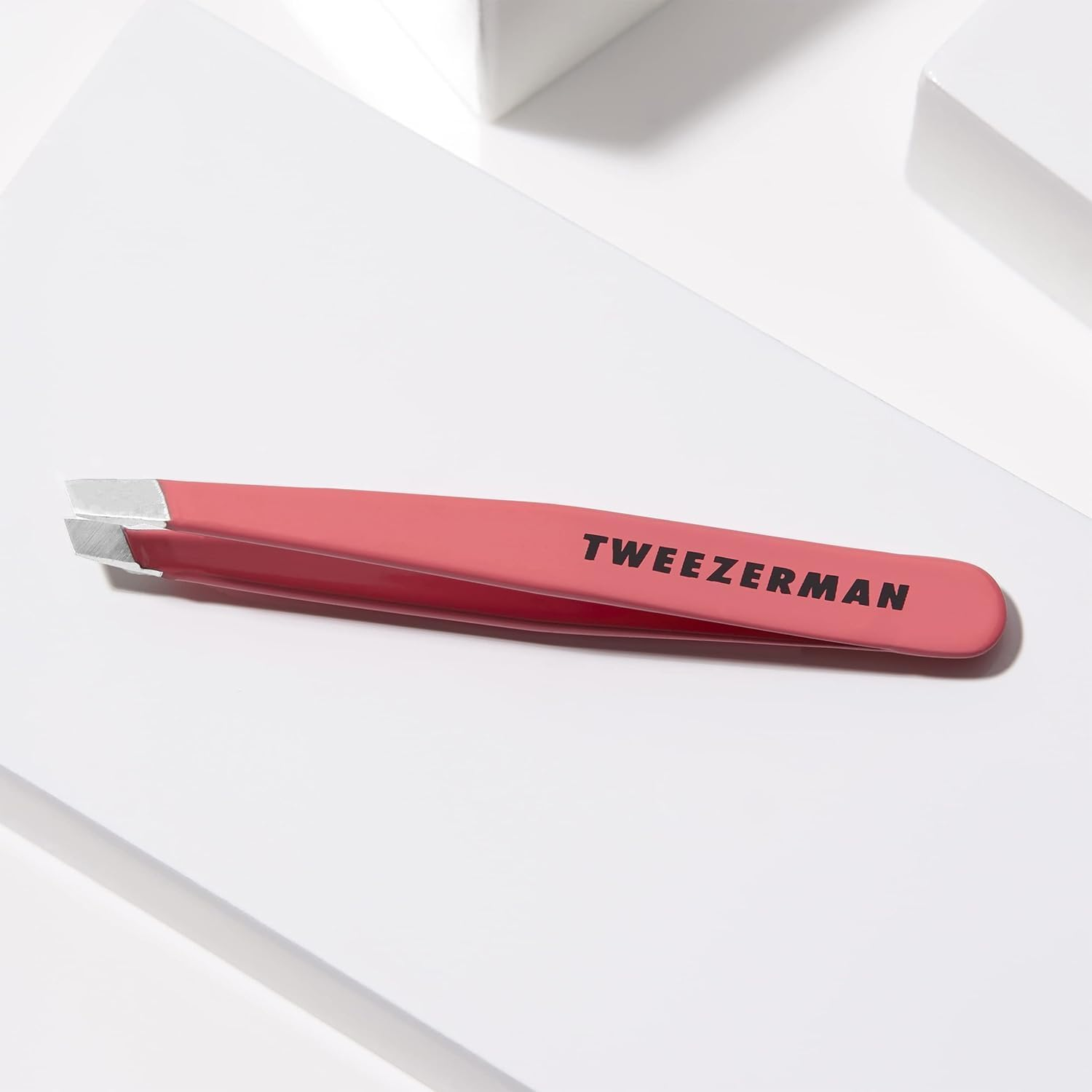 Tweezerman Geranium Mini Slant Tweezer - Picture 5 of 14