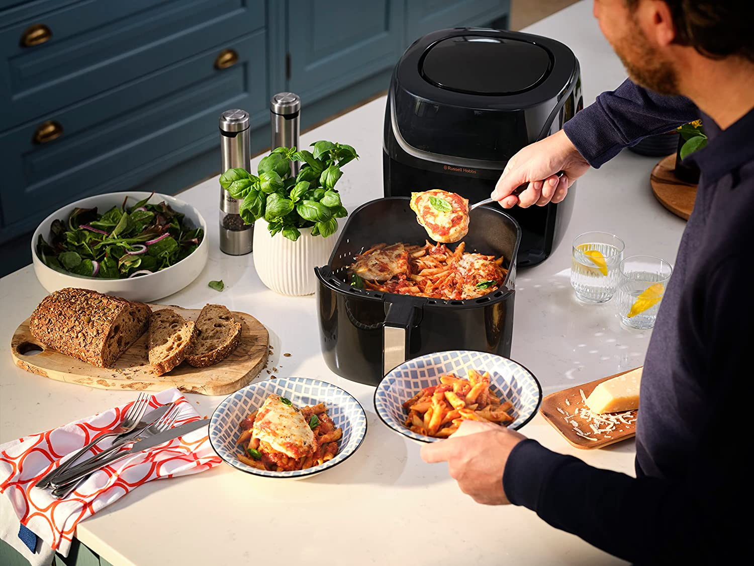 Russell Hobbs Satisfry Air Extra Large 8L Air Fryer, 27170AU, Air Fryer Oven,... - Picture 7 of 13