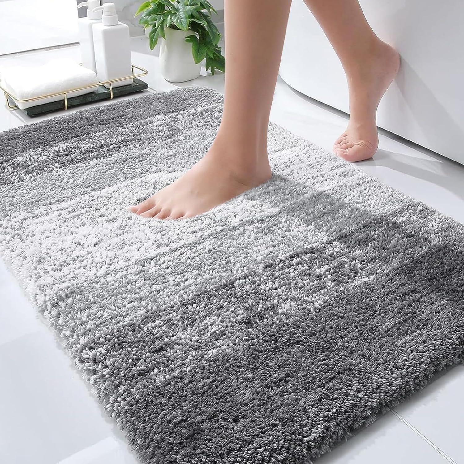 OLANLY Bathroom Rugs Mat 30X20, Extra Soft Absorbent Microfiber Bath Rugs, Rubber Backing, Quick Dry, Machine Washable Bath Mats for Bathroom Floor, Tub and Shower, Home Decor Accessories, Grey
