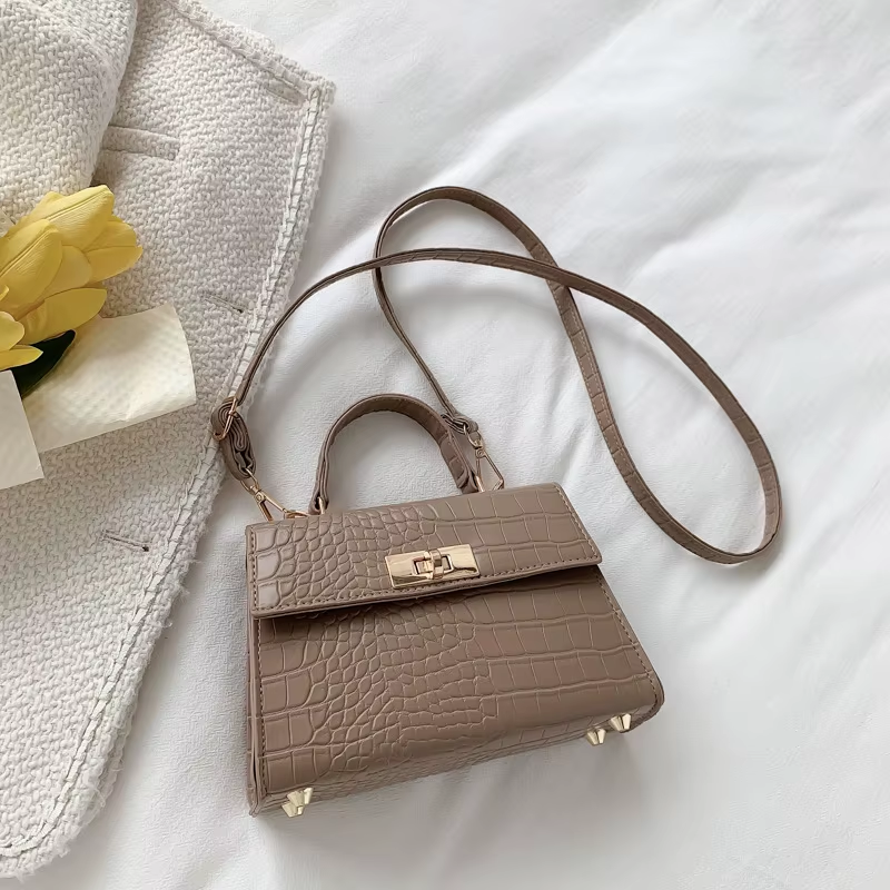 Hand Bags Ladies Luxury Handbags for Women China Wholesale Price for Cheap Ladies Bag with Chain Shoulder Bag