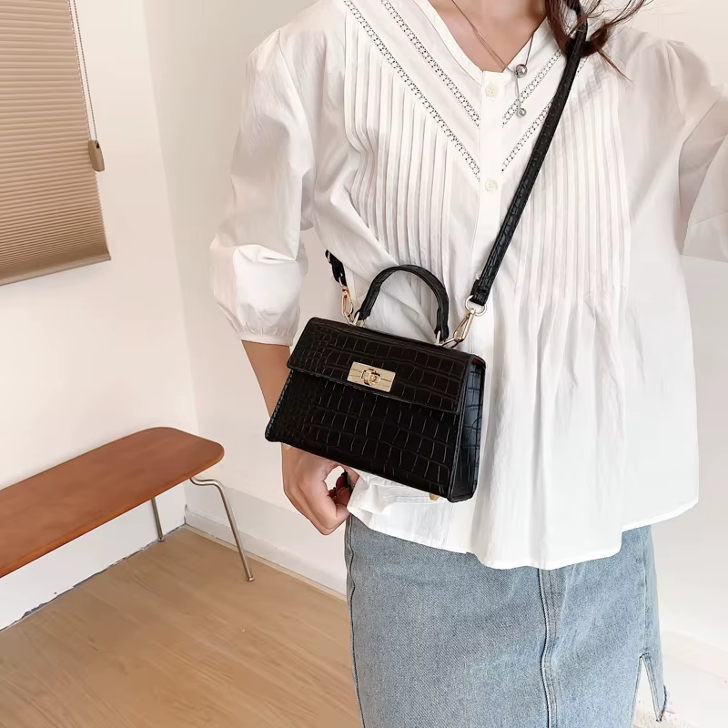 Hand Bags Ladies Luxury Handbags for Women China Wholesale Price for Cheap Ladies Bag with Chain Shoulder Bag
