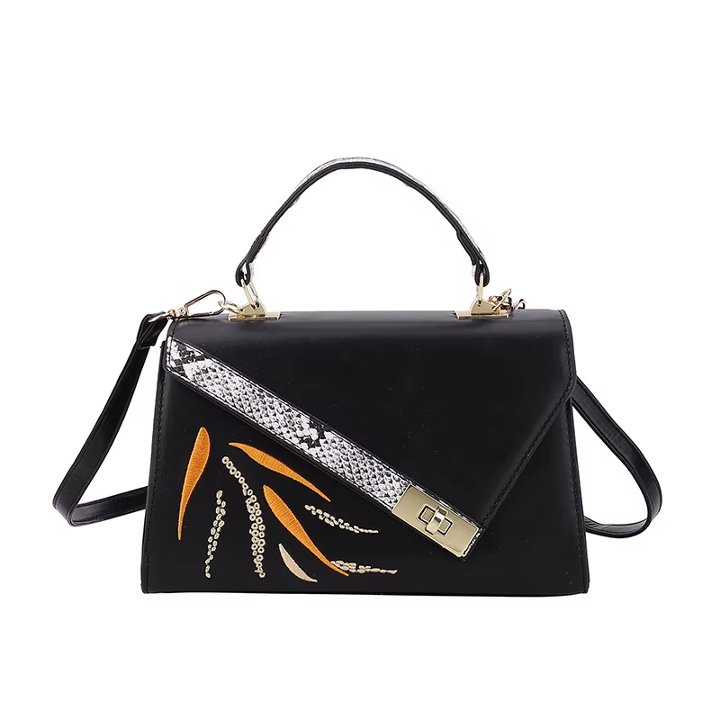 2023 New Arrival Trendy Ladies Tote Bag High Quality Large Designer Leather Women Handbags Luxury Female Chain Bags