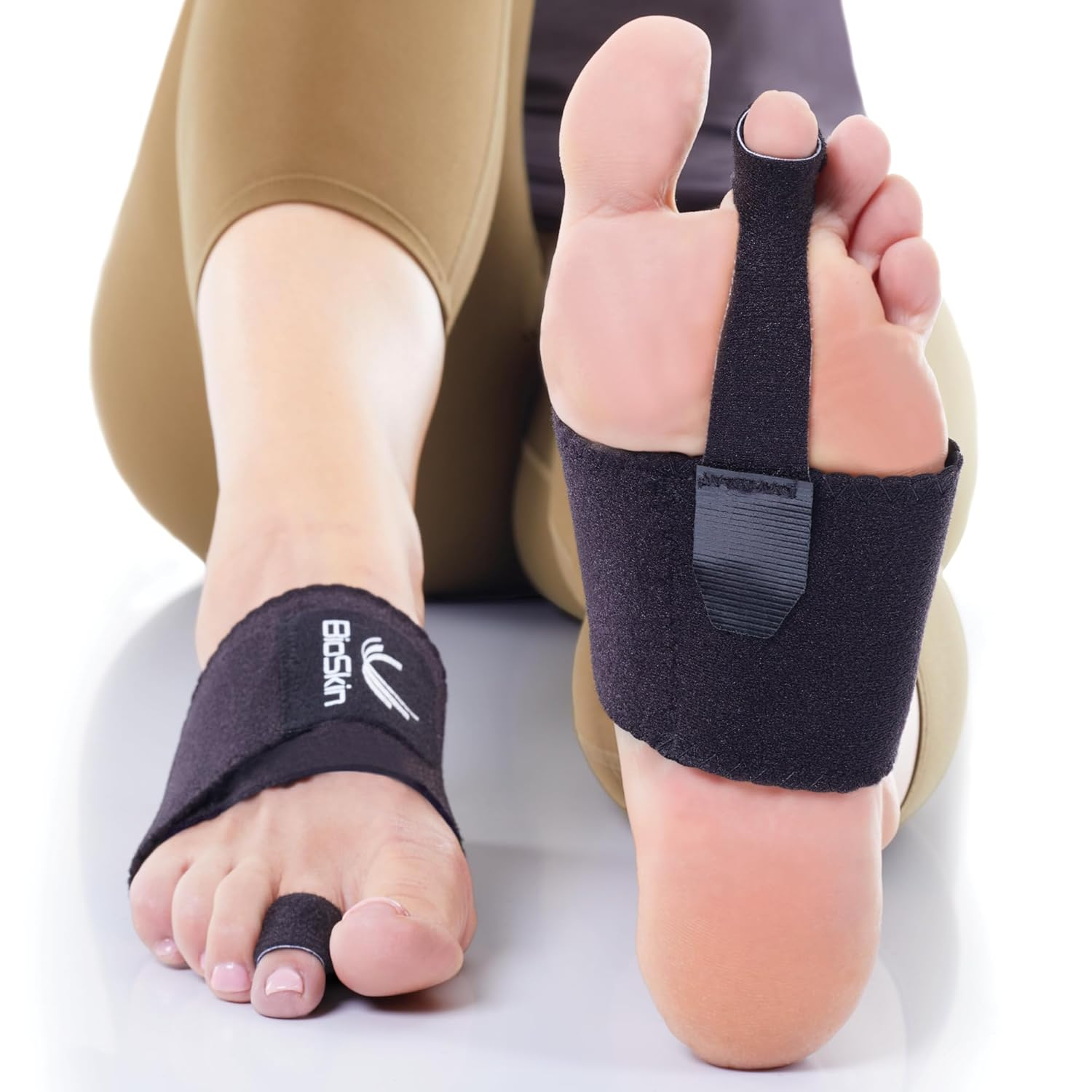 Hammer Toe Straightener - Patented Toe Corrector for Women & Men, Corrector for Crooked or Curled Toes, Dorsal Drift, Floating Toes, Foot Pain Relief, 1 Compression Foot Wrap & 2 Toe Straps