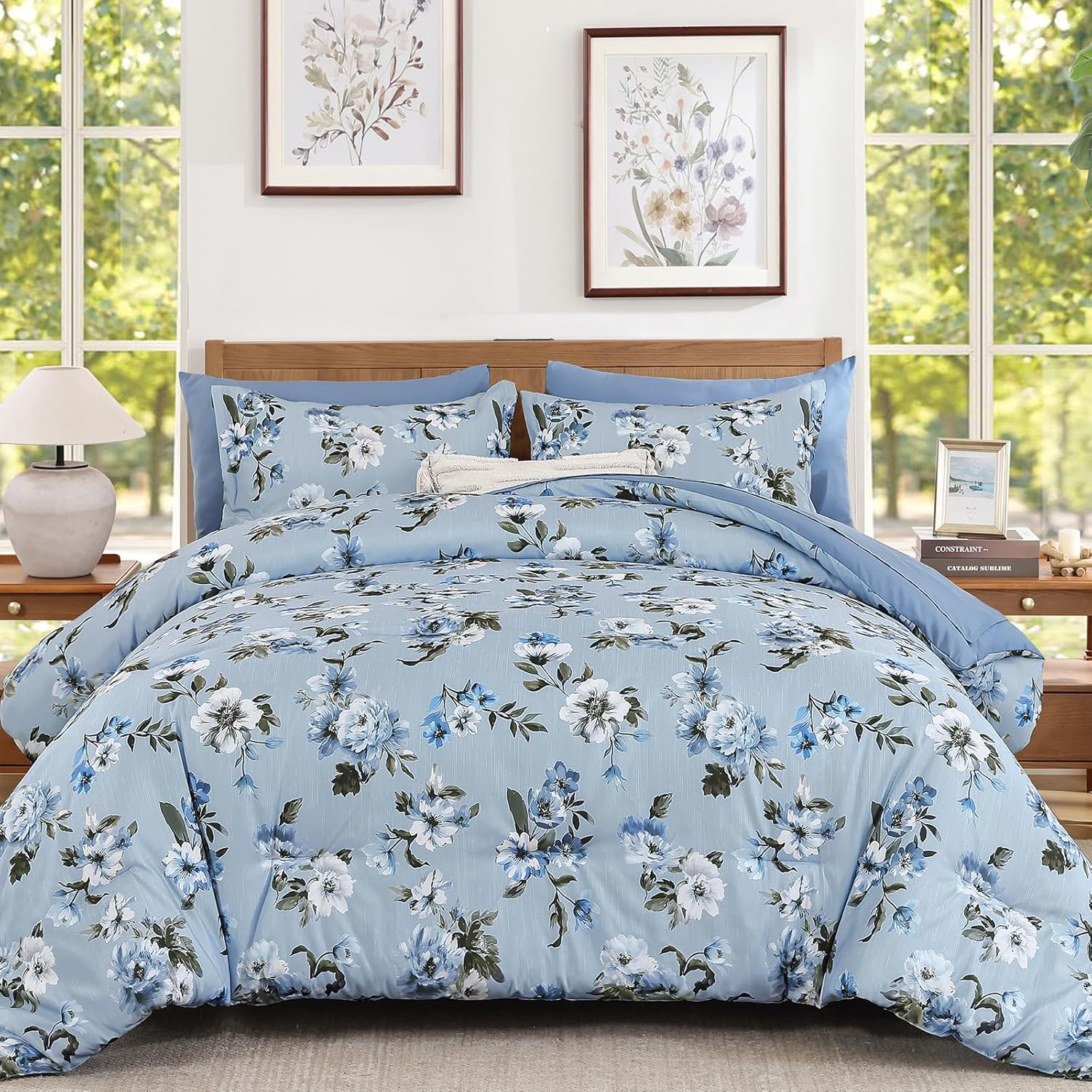 7-Piece Floral Comforter Set Queen - Elegant Blue Bedding for All Seasons
