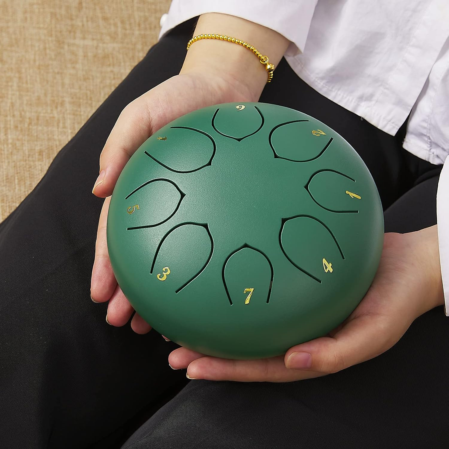 ZXZYHFTY Steel Tongue Drum, 6 Inch 8 Note Steel Hand Drum with Bag, Music Book, Drumsticks, Mallet Holder and Finger Paddles, for Camping, Meditation or Yoga .(Green)