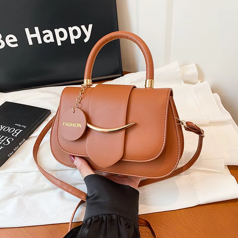 Advanced Sense New Design Women'S Autumn Winter Popular Crossbody Shoulder Saddle Bag Chains Cover Durable Polyester Small