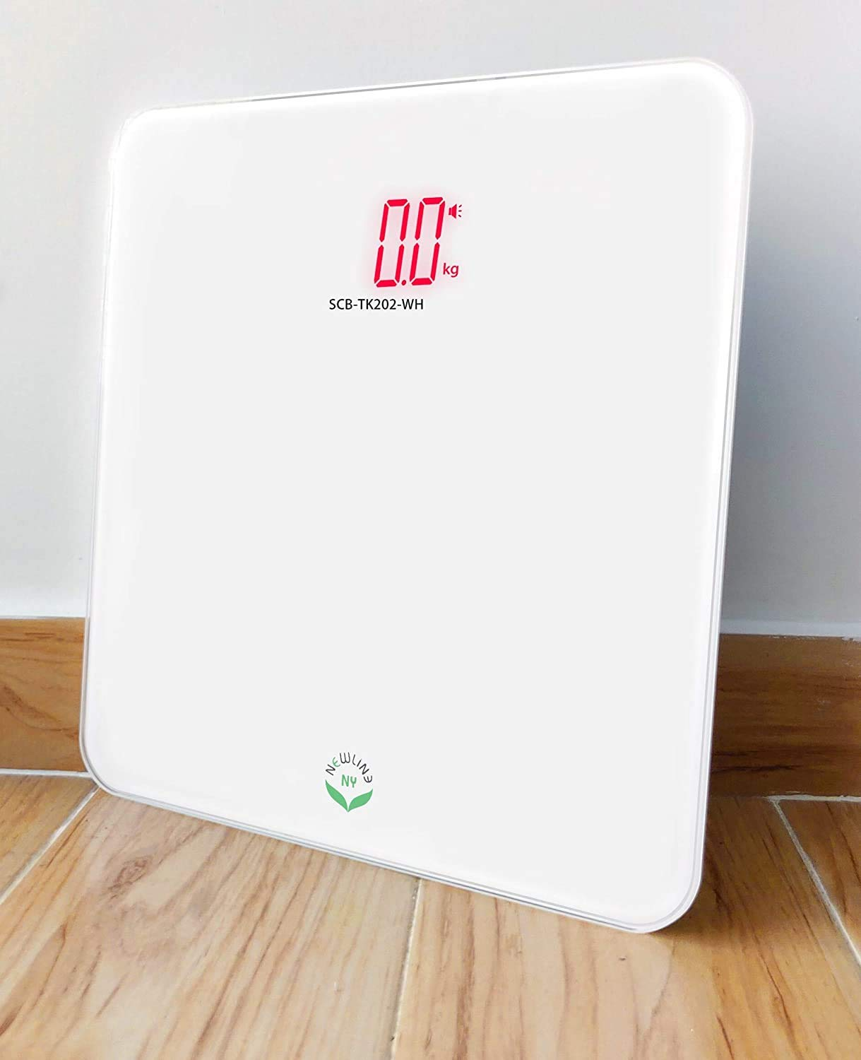 Newlineny Voice Talking Digital Bathroom Scale Easy Auto Step-On Auto off Technology, White, Lb or Kg, 440Lb Capacity