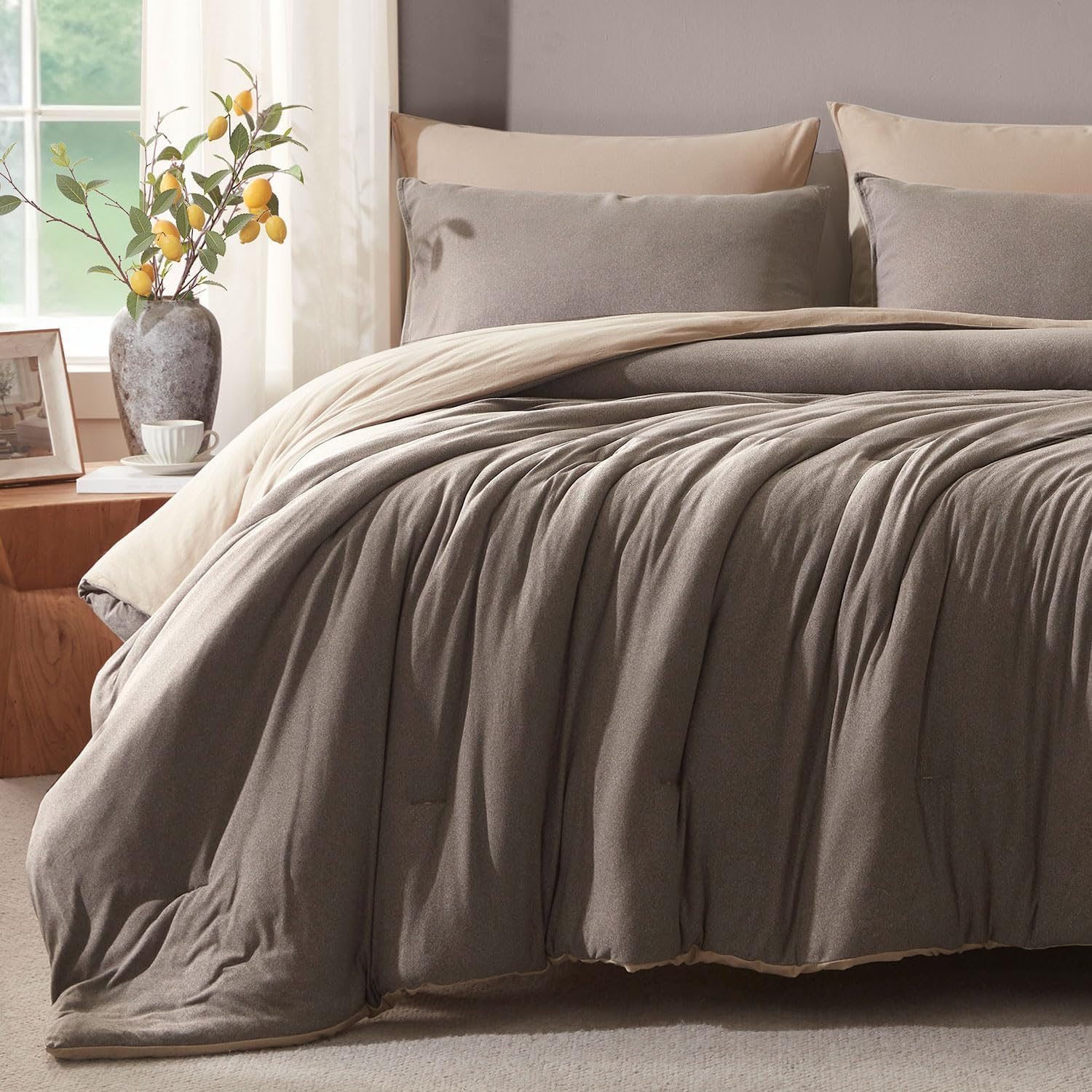 Luxury Queen Comforter Set, Ultra-Soft Jersey Knit, All Season 3 Piece Bedding