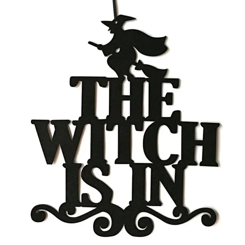 2025 “The Witch Is In” Halloween Door Sign – Non-Woven Hanging Decoration for Home, Party & Photo Props (38×32cm)