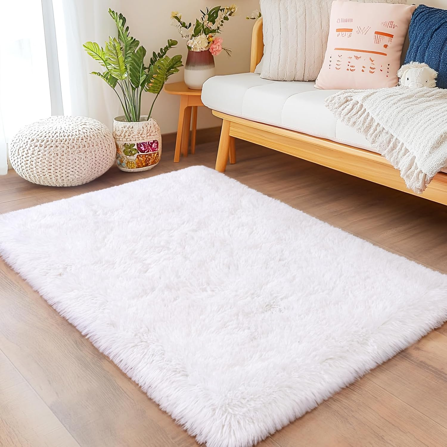 2x3 Small Rugs for Bedroom, Soft Fluffy Shaggy Bedside Throw Rugs 2' x 3' White