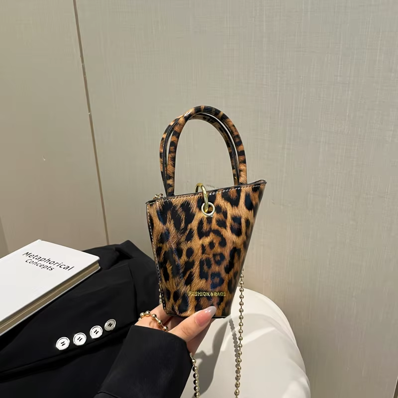 SH0569 Women'S Retro PU Leather Mini Bucket Bag Y2K Style Irregular Top Handle Crossbody Bag with Two Straps Polyester Lining