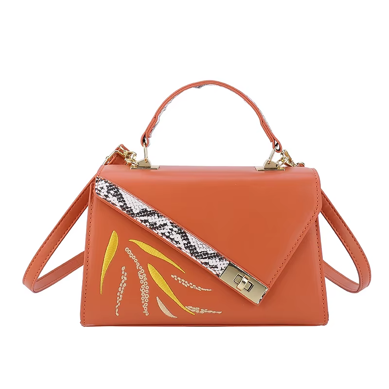 2023 New Arrival Trendy Ladies Tote Bag High Quality Large Designer Leather Women Handbags Luxury Female Chain Bags