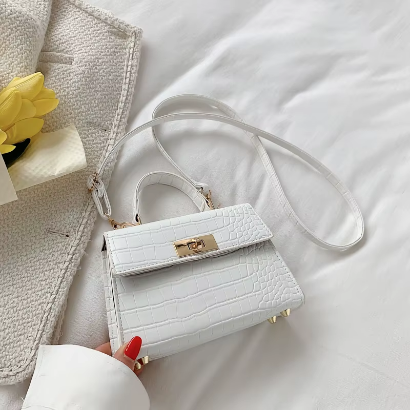 Hand Bags Ladies Luxury Handbags for Women China Wholesale Price for Cheap Ladies Bag with Chain Shoulder Bag