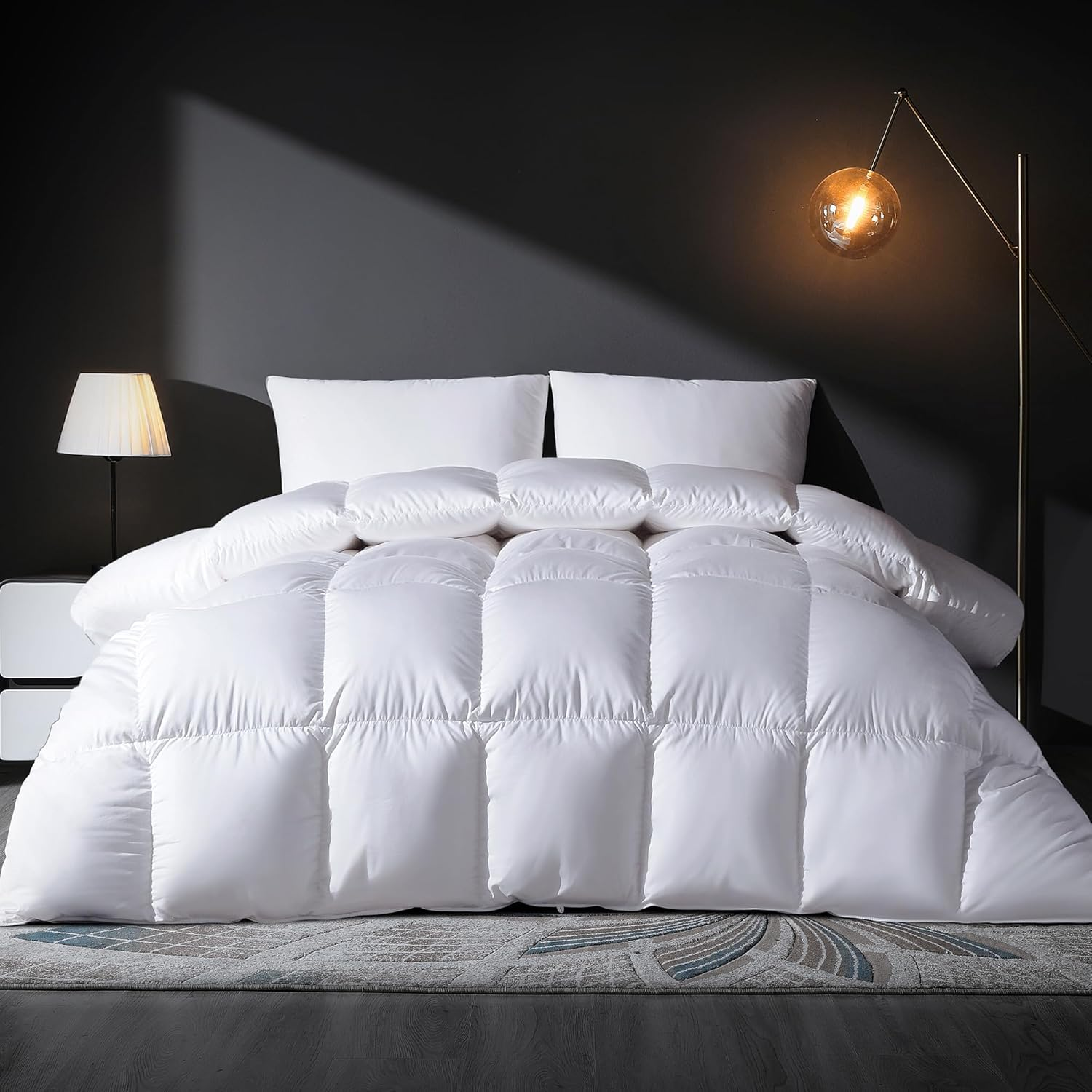 Feather down Comforter Queen Size Duvet Insert, Light Weight True Baffle-Box Noiseless Bedding Comforters, Soft Hotel Collection Bed Comforter, Medium Warmth - White, 90 X 90 In.