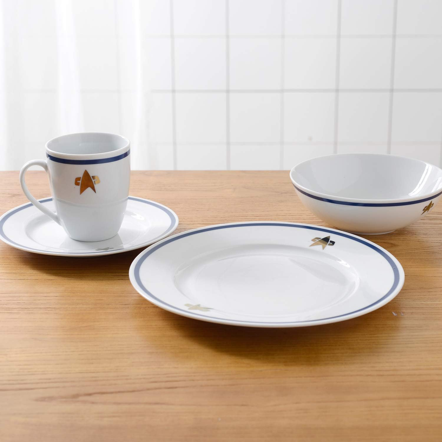 Star Trek the Next Generation Porcelain 16 Piece Dinner Set Includes Plates, Bowls, and Cups