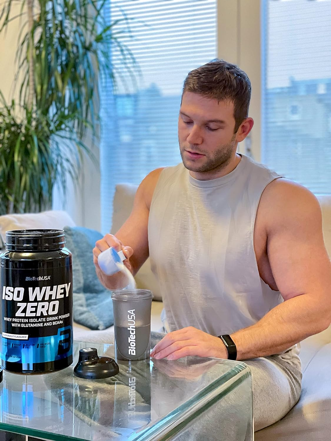 BiotechUSA IsoWhey Zero LACTOSE vanilla 908 g - Picture 9 of 15