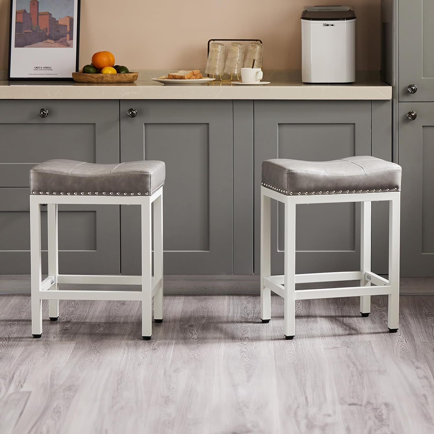 24 Inch Bar Stools Set of 2, Counter Height Barstools for Kitchen Island, PU Leather Upholstered Modern Sadle Barstools with Metal Base and Footrest for Home Bar, Small Apartment, Grey