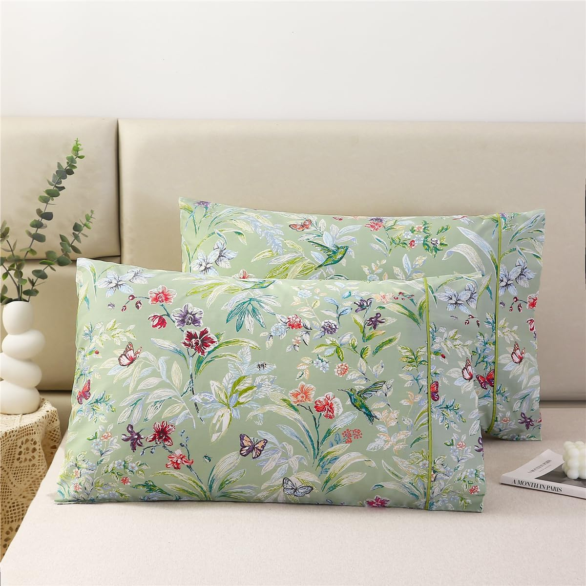 URBONUR 100% Cotton Pillowcases Set of 2 Queen Size Floral Printed Butterfly Pillow Cases Soft Breathable Cooling Pillowcase Decorative Pillow Cover (Queen, 20X30 Inches, Green Flowers)