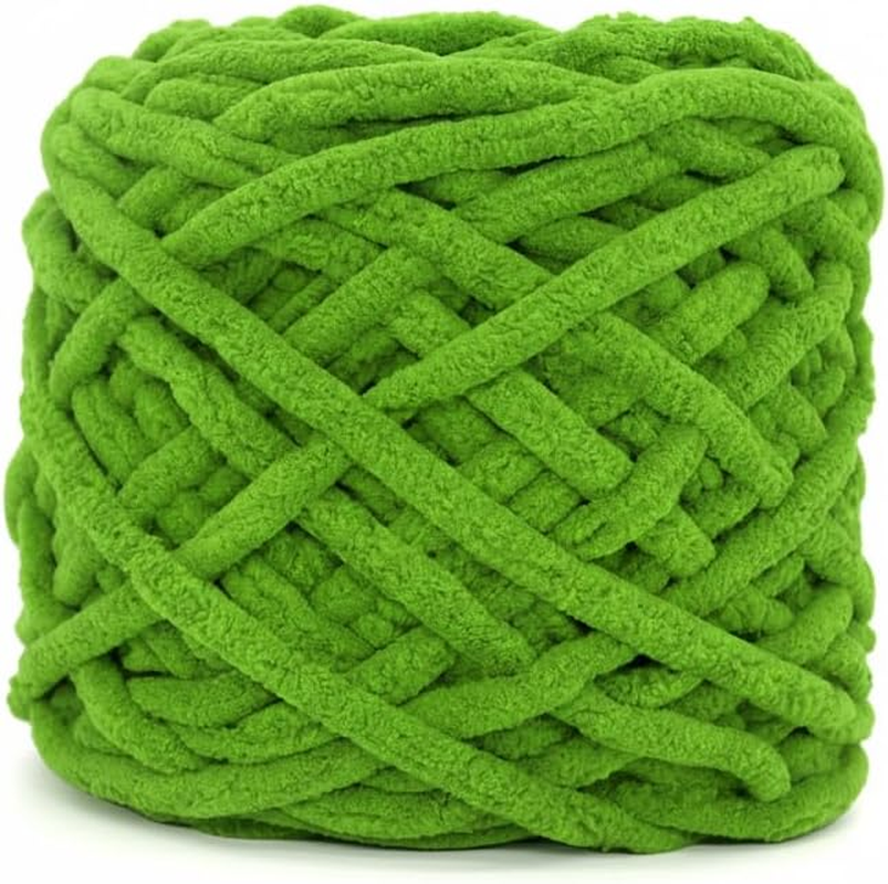 Fluffy Chunky Chenille Yarn for Crocheting and Knitting, Soft Velvet Plush Yarn for Blankets, Scarves and Crafts, 1-Pack Skeins, Easy for Beginners, Green-