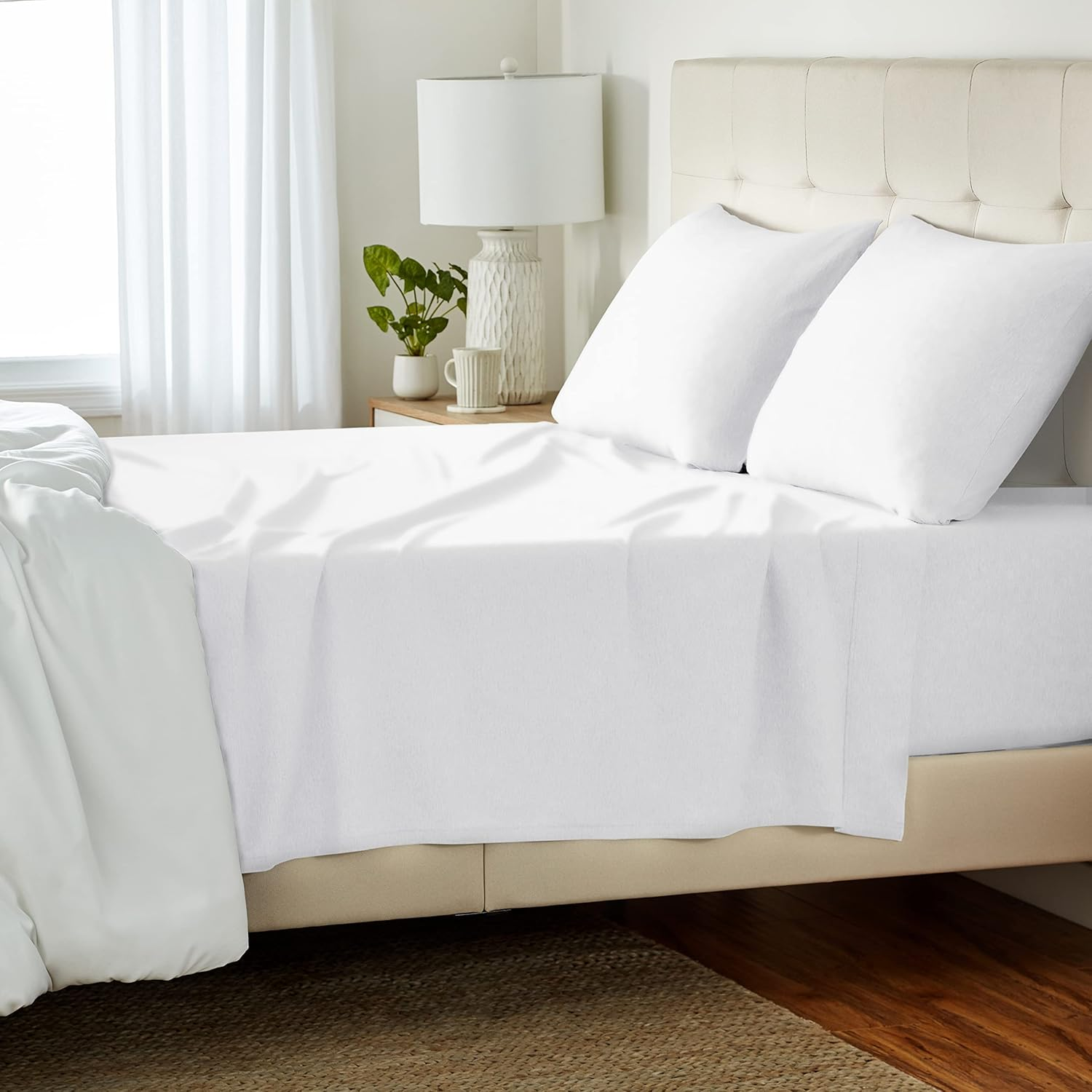 4 Piece Comfortable Cotton Jersey Bed Sheet Set, Includes Soft Flat and Fitted Sheets, Pillowcase, Queen, White, Solid
