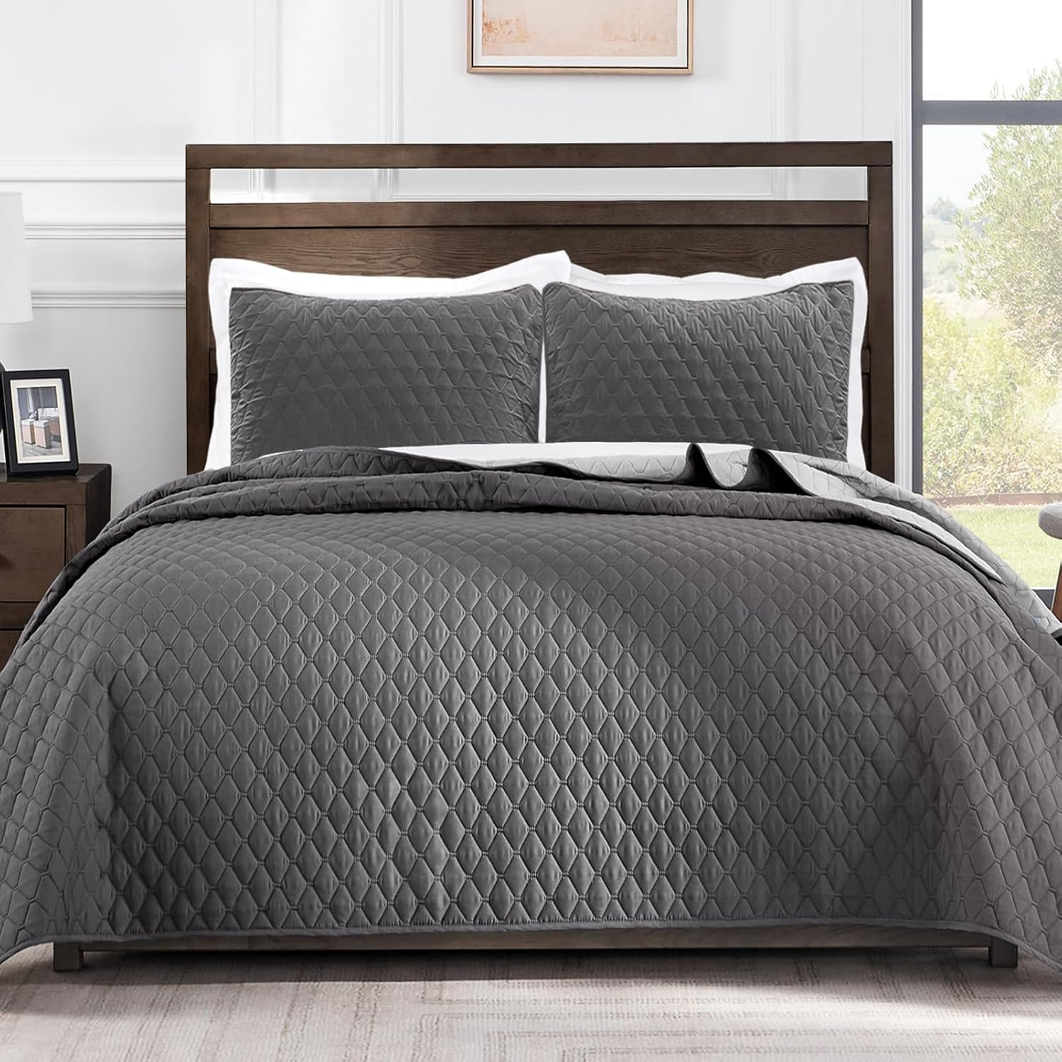 Reversible King Size Quilt Bedding Set with Pillow Shams, Lightweight Quilts King Size, Soft Bedspreads Bed Coverlets for All Seasons - (Grey, 104