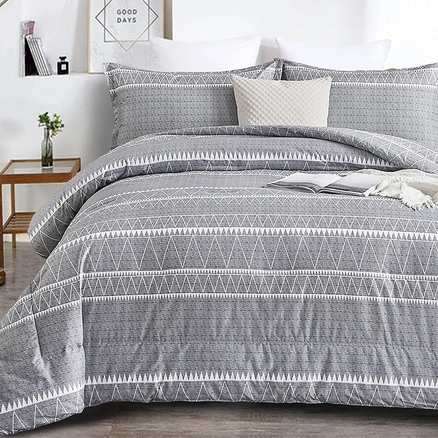 Grey Comforter Set Queen, Soft Microfiber Reversible Gray Boho down Alternative Comforter Set for Queen Bed- 3 Pieces (1 Solid Comforter + 2 Pillowcases), Bedding Duvet Set 90